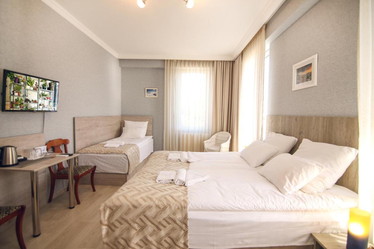 Hotel Kera Tbilisi ภายนอก รูปภาพ