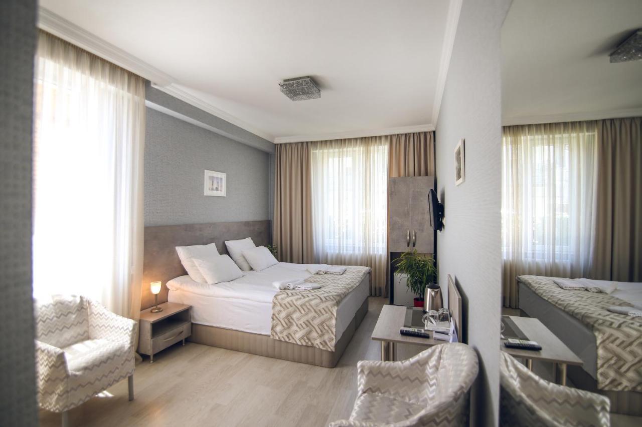 Hotel Kera Tbilisi ภายนอก รูปภาพ