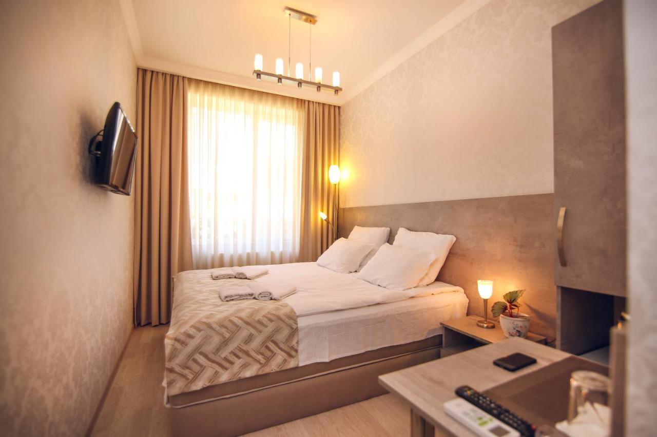 Hotel Kera Tbilisi ภายนอก รูปภาพ