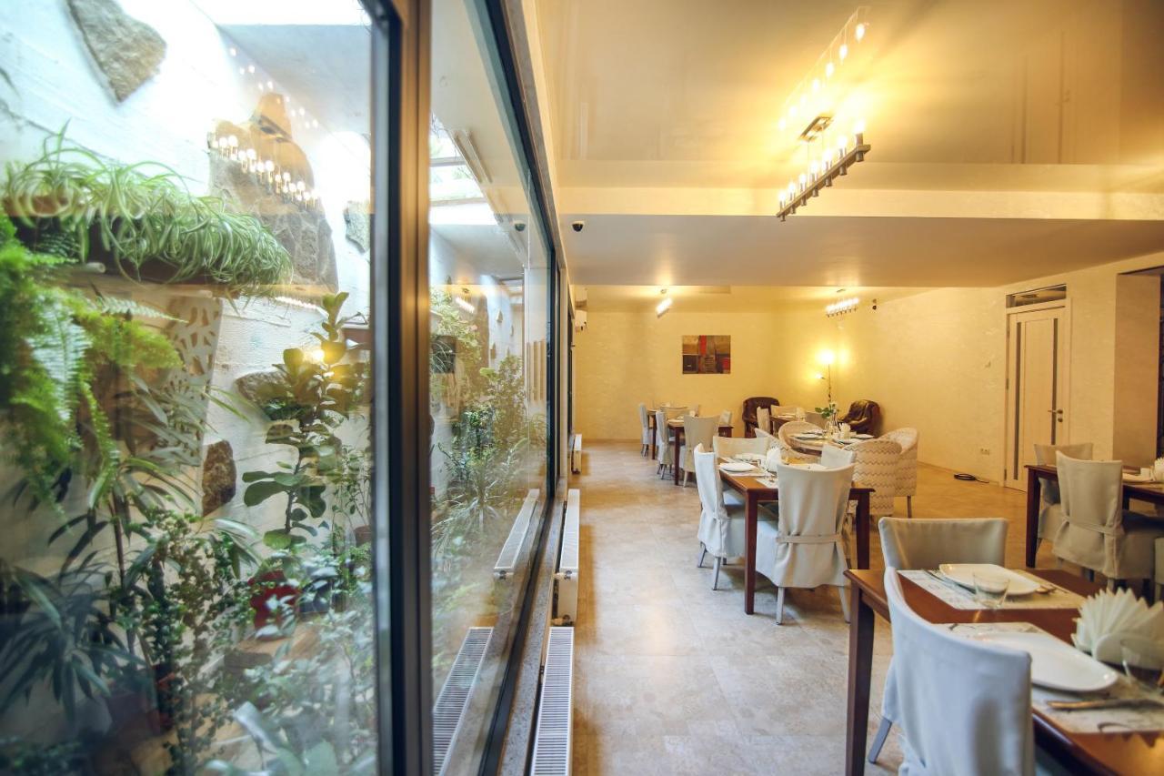 Hotel Kera Tbilisi ภายนอก รูปภาพ
