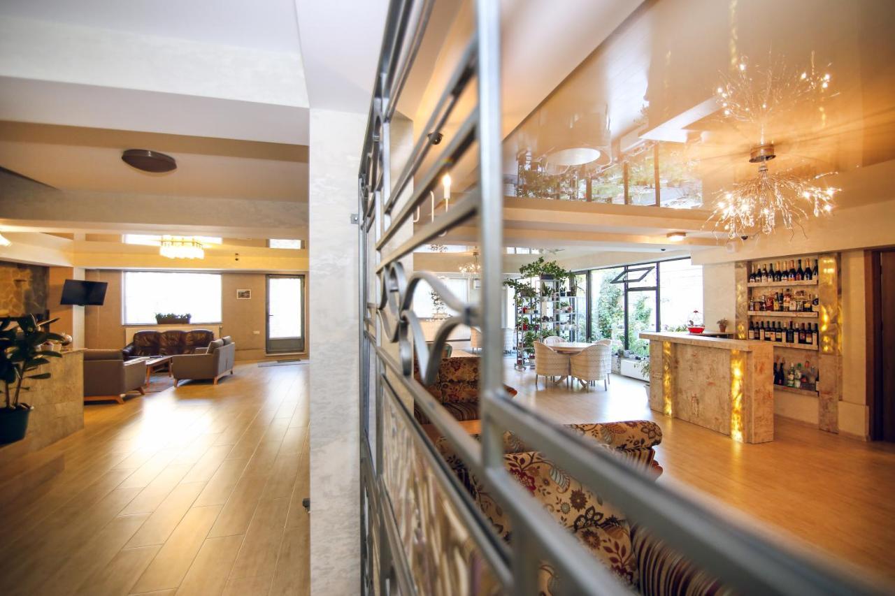 Hotel Kera Tbilisi ภายนอก รูปภาพ